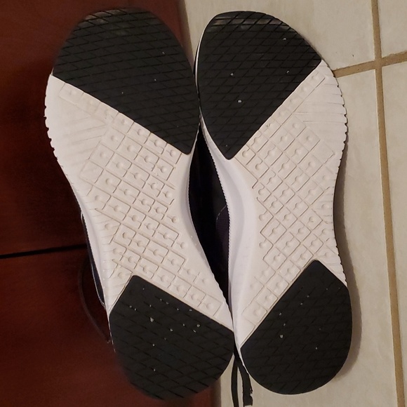 Puma - Picture 5 of 5